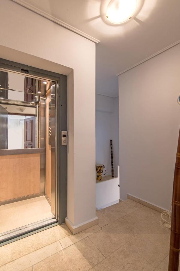Apartment In The Historical Center Of Athens